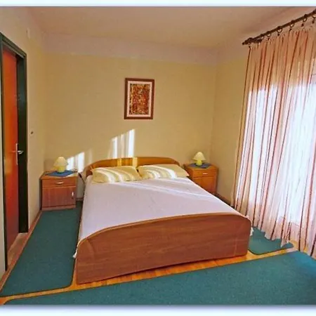 Appartement Bubi Hvar 1