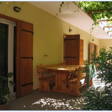 Appartement Bubi Hvar 1